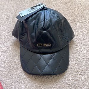 NWT Steve Madden Satin Lined Hat